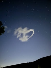 an image of a cloud in the sky